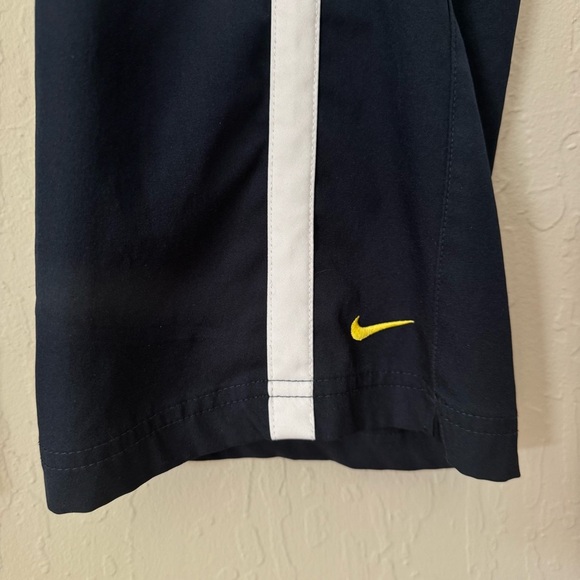 NIKE Vintage Y2K Athletic Capri Pants Navy with White Stripe Pull-On Size Large - Picture 9 of 16